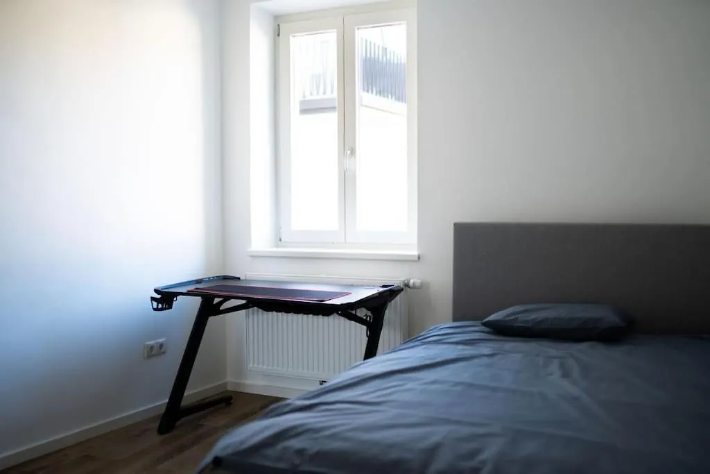 Comfortable 2Br Apt With Parking, Wi-Fi Near City Center, Wein, Austria Βιέννη
